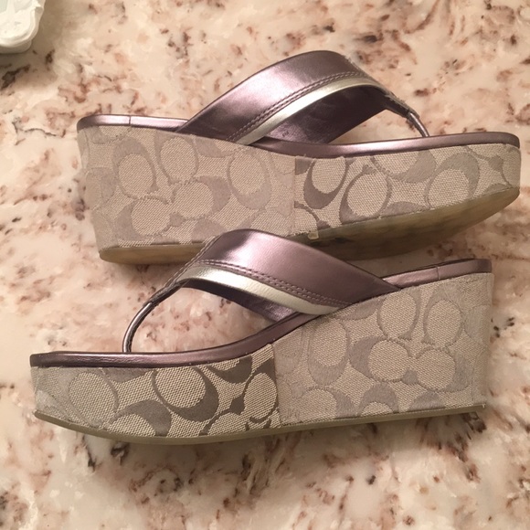 Coach Platorm Sandal - Picture 2 of 4